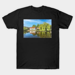 Des Res at Mill End T-Shirt